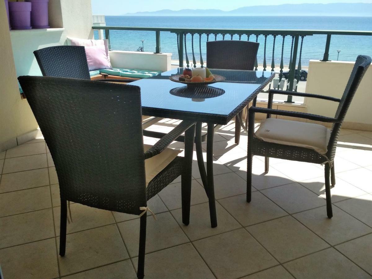 Luxury Sea View Leilighet Ofrínion Eksteriør bilde